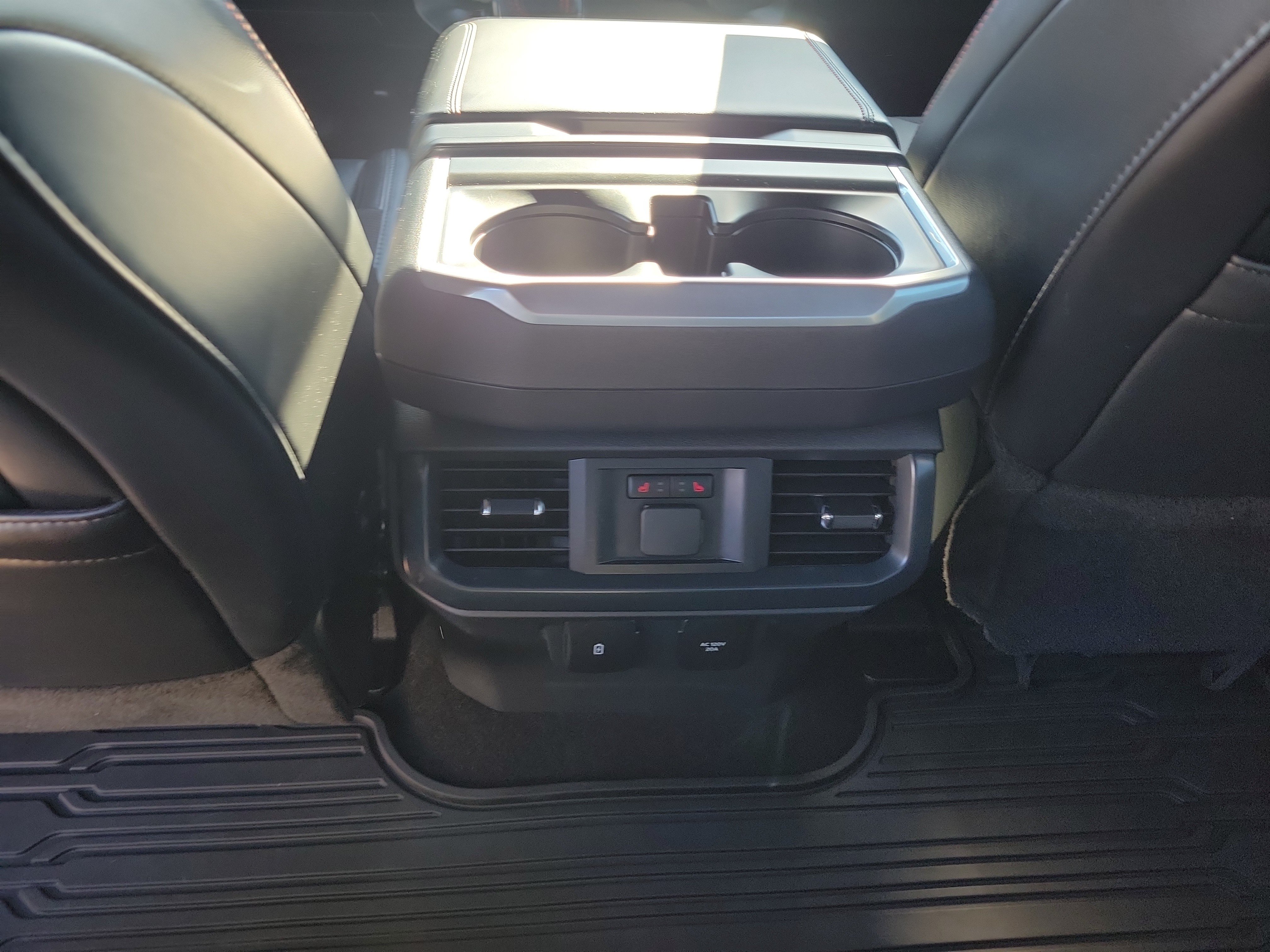 Used 2024 Ford F150 Raptor AWD/4WD image 10