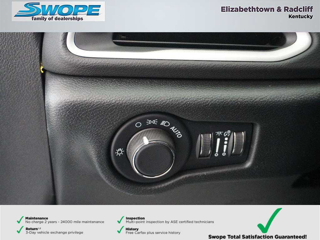 New 2026 Chrysler Voyager LX FWD image 16