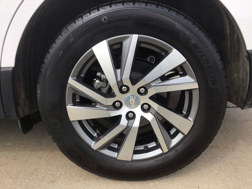 Used 2023 Chevrolet Equinox Premier AWD/4WD image 23