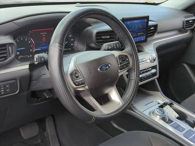 Used 2022 Ford Explorer XLT RWD image 6