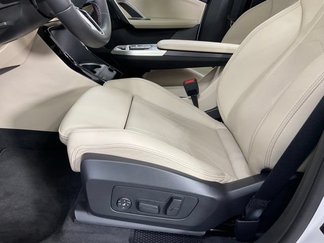 Certified 2025 BMW X1 M35i w/ Premium Package AWD/4WD image 28