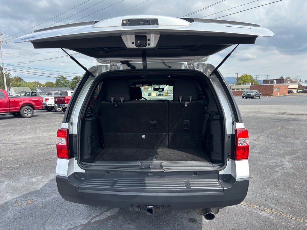 Used 2017 Ford Expedition XL w/ Equipment Group 101A AWD/4WD image 25