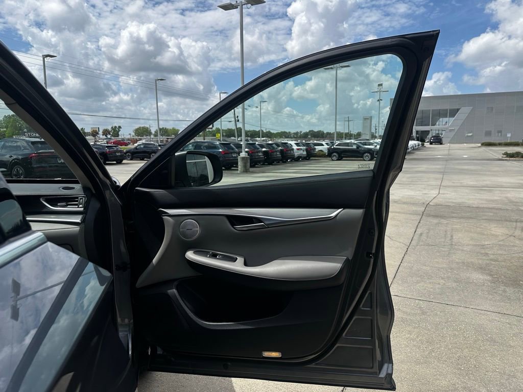 Used 2023 INFINITI QX50 Luxe w/ Cargo Package image 29