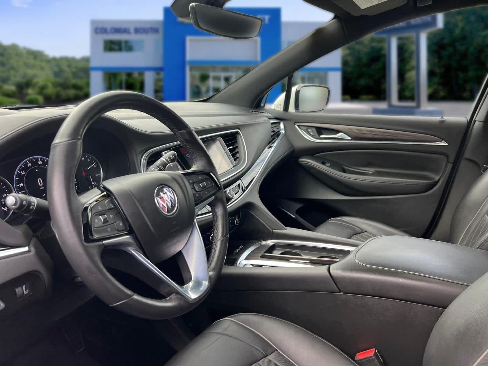 Certified 2022 Buick Enclave Avenir w/ Trailering Package, 5000 lbs. AWD/4WD image 13