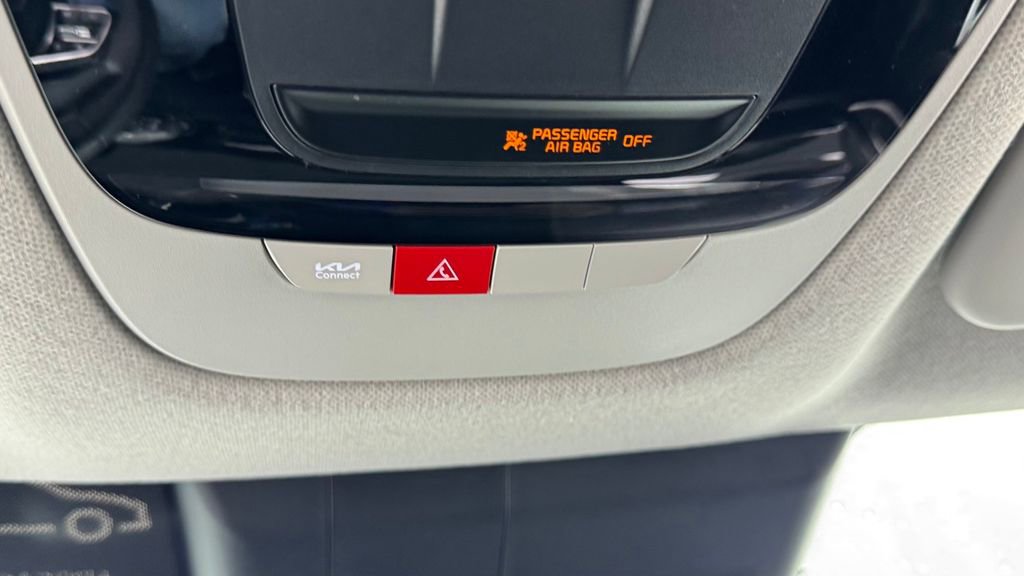 Used 2024 Kia Seltos S image 30