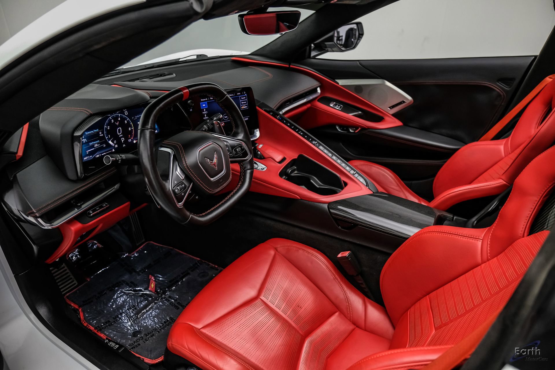 Used 2020 Chevrolet Corvette Stingray Premium Cpe w/ 3LT Preferred Equipment Group image 2