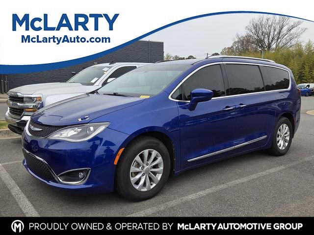 Used 2018 Chrysler Pacifica Touring-L Plus