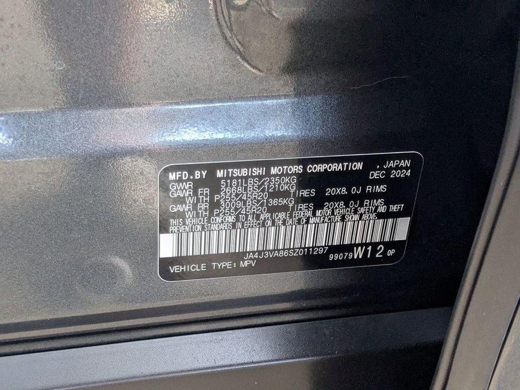 Used 2025 Mitsubishi Outlander SE image 31