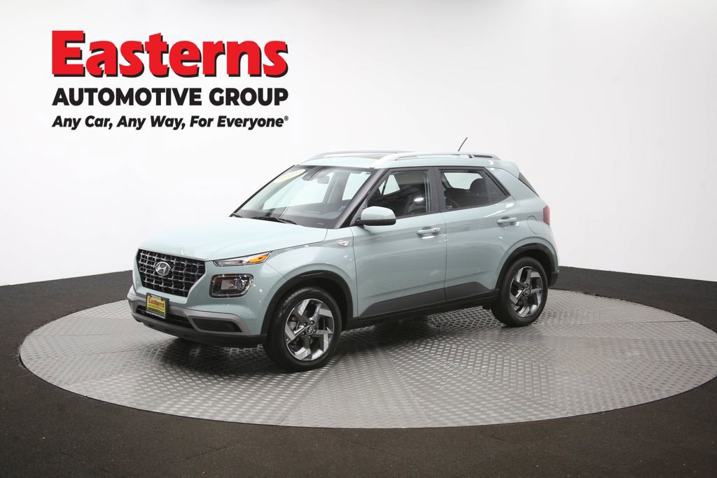 Used 2025 Hyundai Venue SEL FWD image 58
