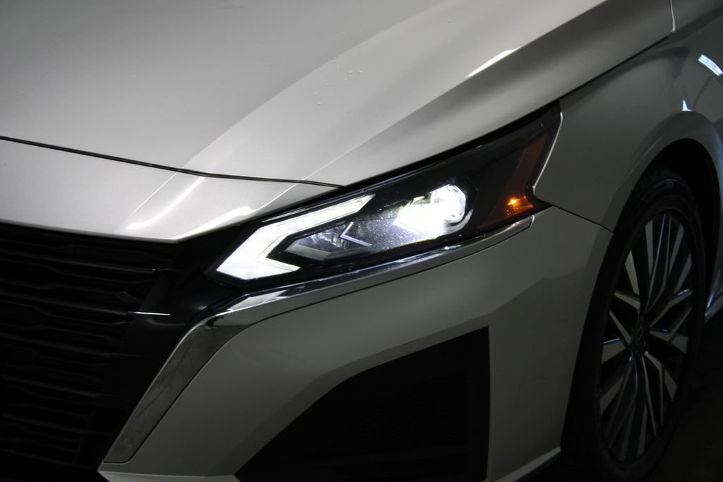 Used 2023 Nissan Altima 2.5 SV image 47