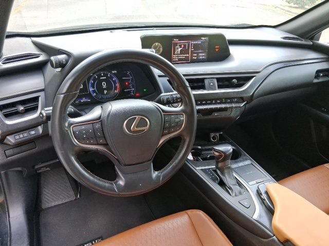 Used 2019 Lexus UX 200 w/ Accessory Package FWD image 14