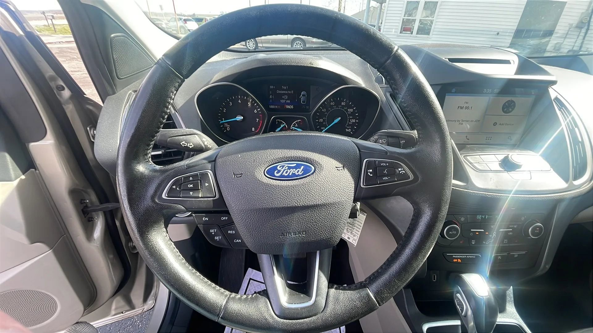 Used 2018 Ford Escape SEL image 11