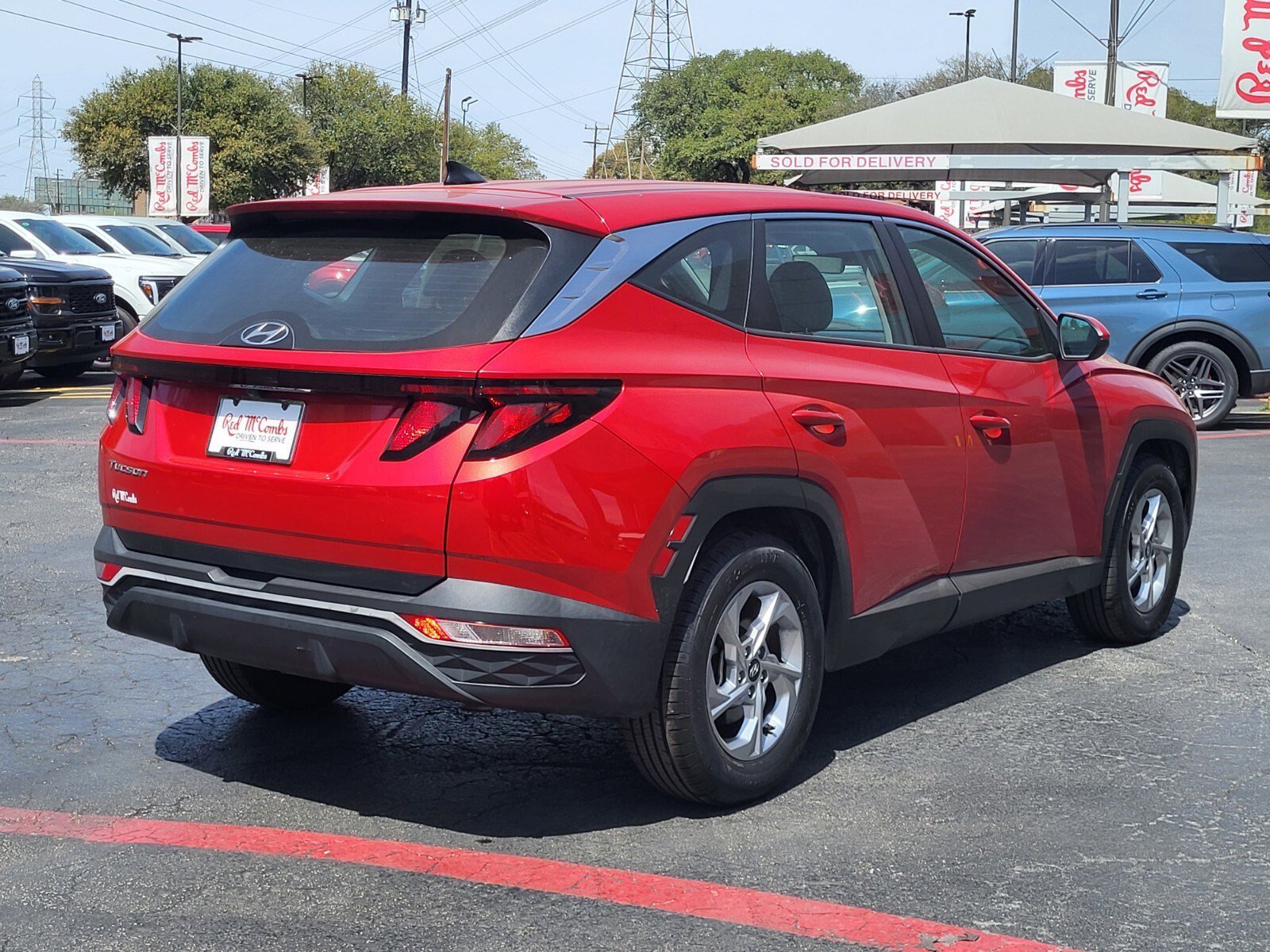 Used 2023 Hyundai Tucson SE image 4