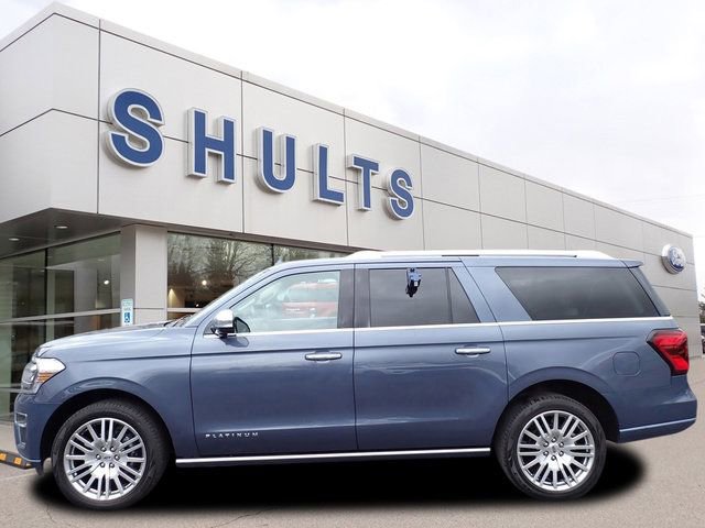 Used 2023 Ford Expedition Max Platinum image 2