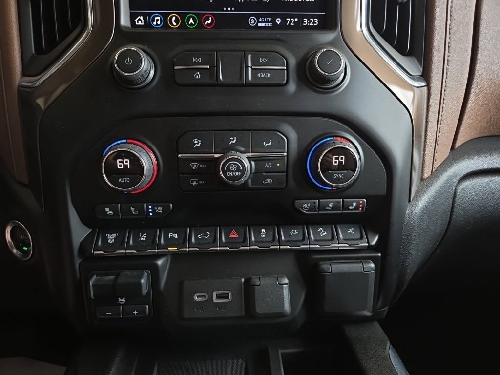 Used 2022 Chevrolet Silverado 3500 High Country w/ Safety Package II AWD/4WD image 27