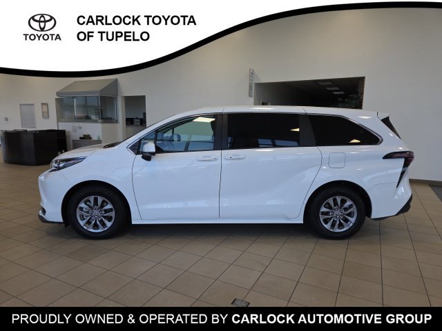 Used 2026 Toyota Sienna LE