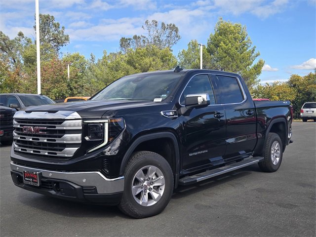 New 2026 GMC Sierra 1500 SLE w/ Preferred Package image 8