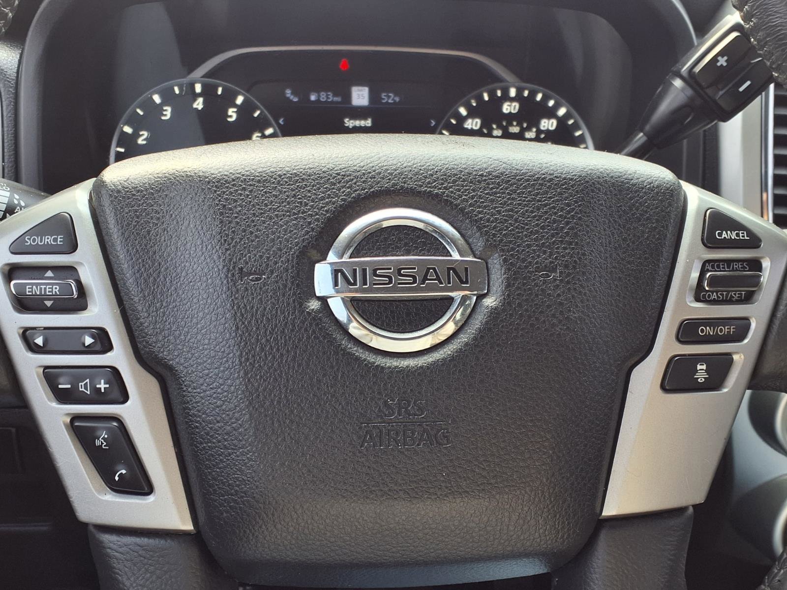 Used 2021 Nissan Titan SV w/ SV Convenience Package image 13