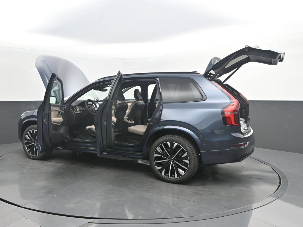 New 2026 Volvo XC90 B6 Ultra w/ Protection Package AWD/4WD image 31