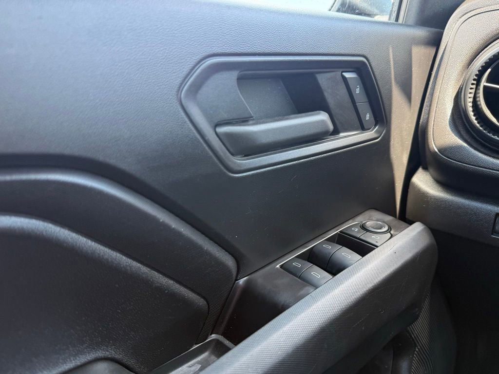 Used 2024 Chevrolet Colorado W/T RWD image 11