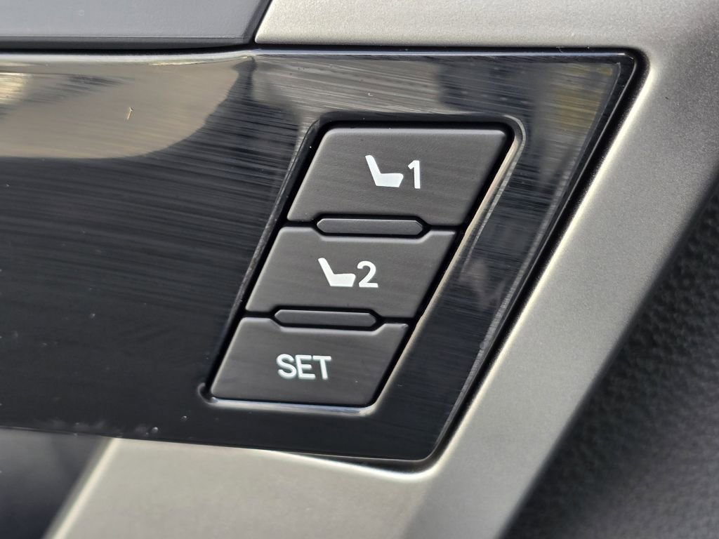 Used 2022 Toyota Tundra Limited w/ TRD Off-Road Package AWD/4WD image 17