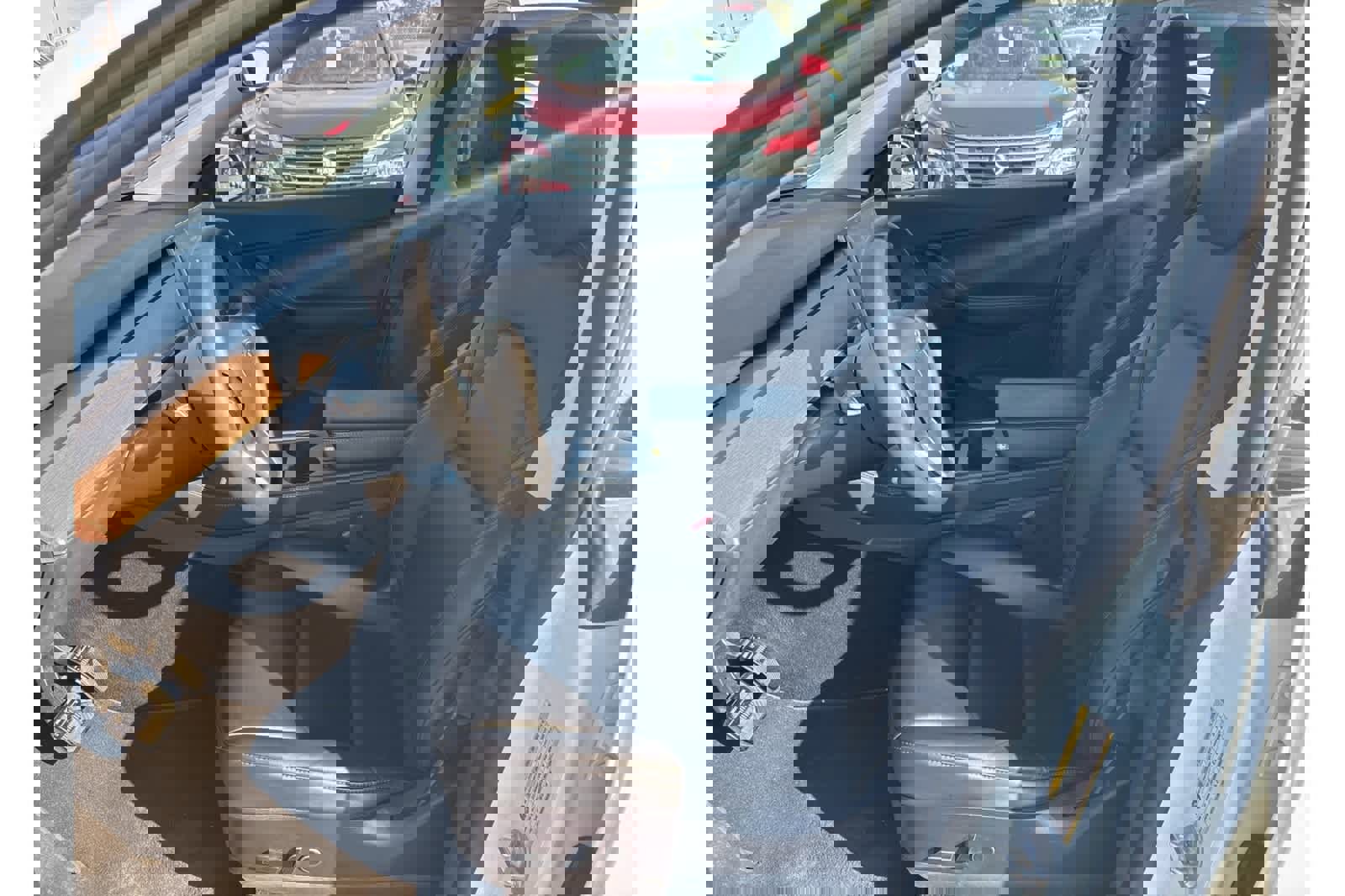 Used 2022 Tesla Model Y Long Range image 14