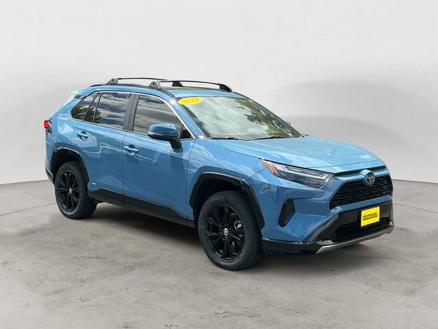 Used 2024 Toyota RAV4 SE w/ Convenience Package AWD/4WD image 7