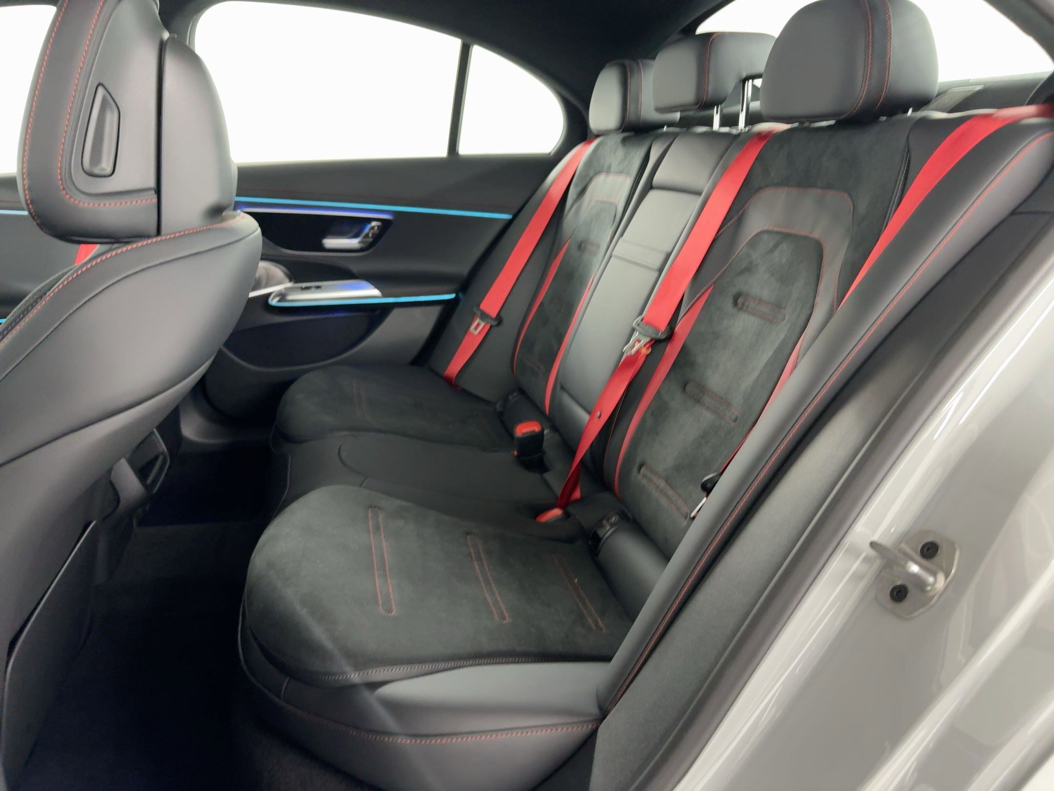 New 2026 Mercedes-Benz E 53 AMG e 4MATIC Sedan image 14