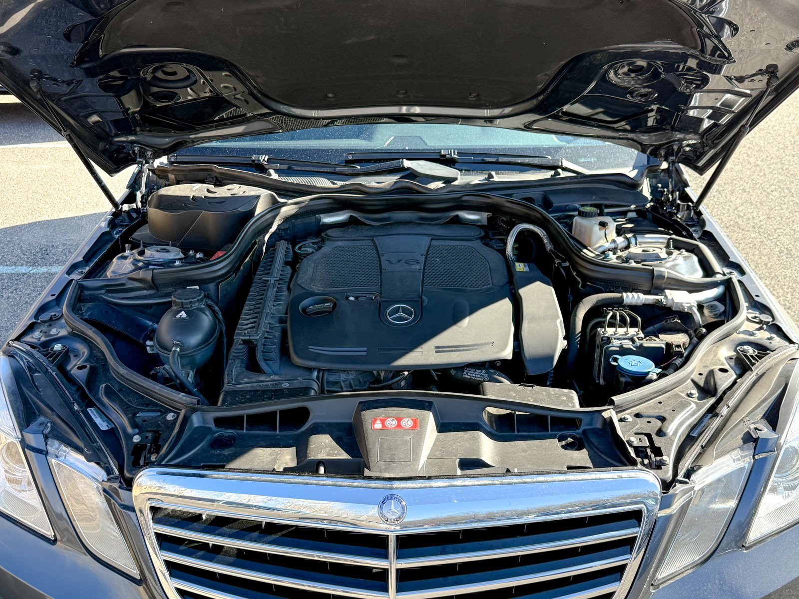 Used 2012 Mercedes-Benz E 350 4MATIC Sedan image 14