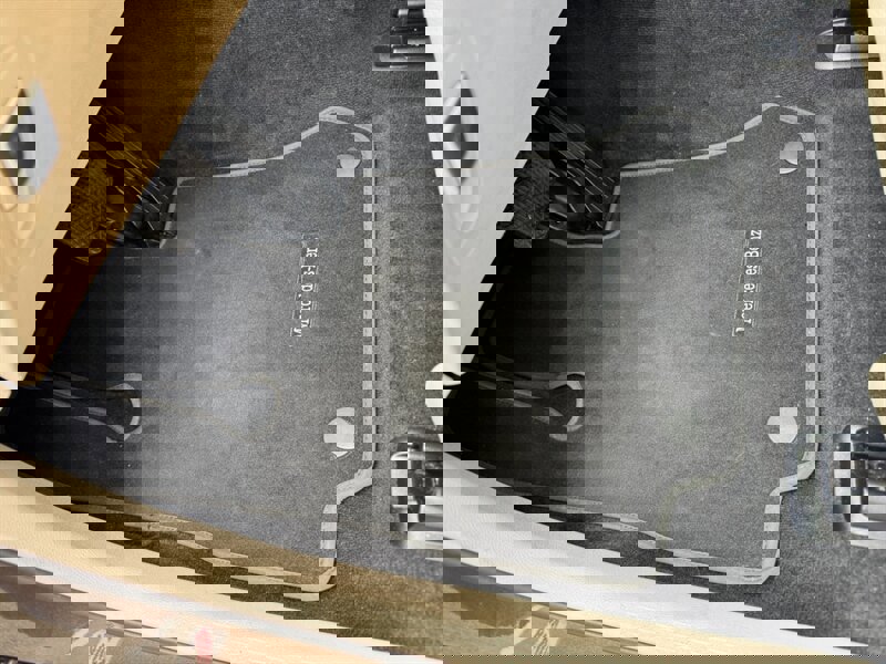 Used 2018 Mercedes-Benz GLC 300 4MATIC w/ Premium Package image 21