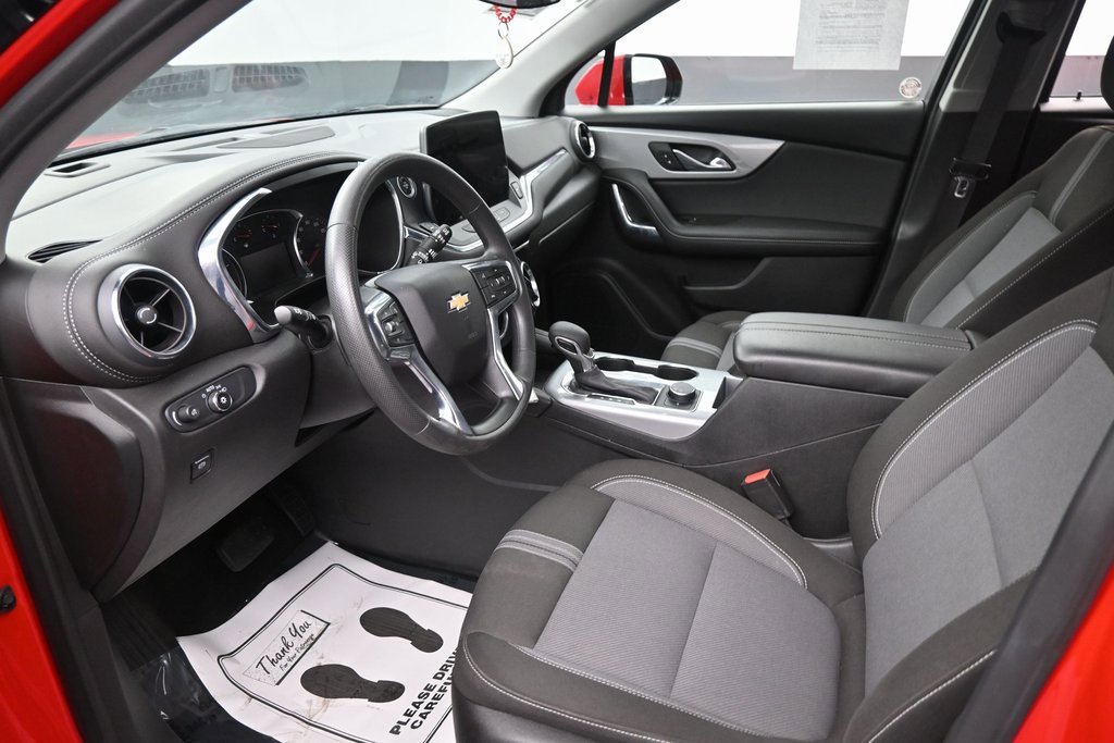 Used 2023 Chevrolet Blazer LT image 28