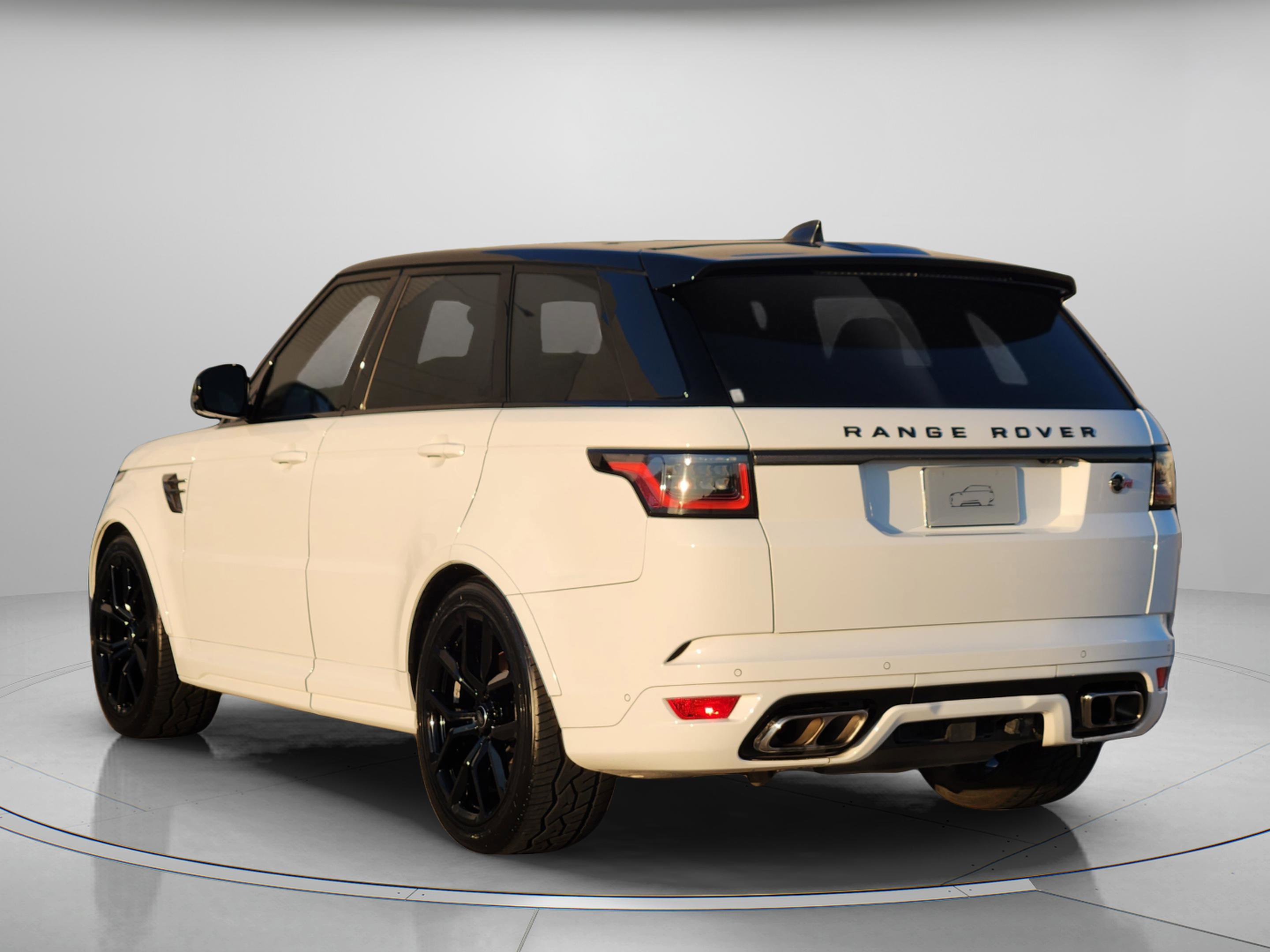 Certified 2022 Land Rover Range Rover Sport SVR AWD/4WD image 3