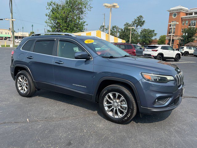 Used 2020 Jeep Cherokee Latitude Plus w/ Cold Weather Group AWD/4WD image 33