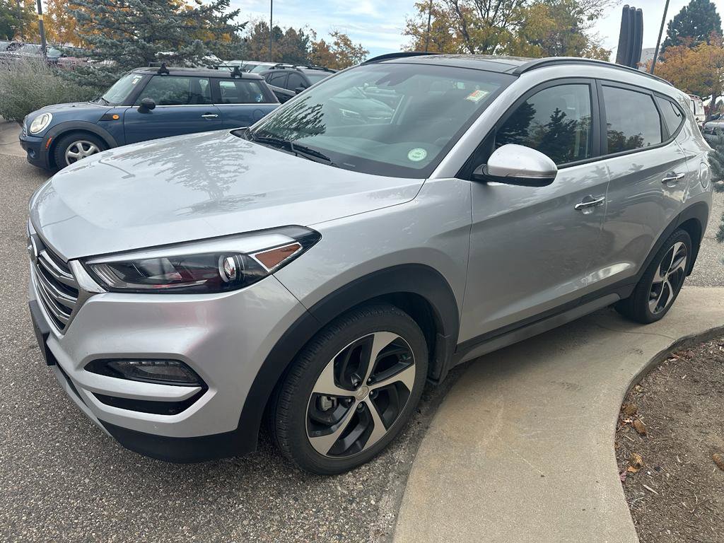Used 2017 Hyundai Tucson Limited w/ Limited Ultimate Package 03