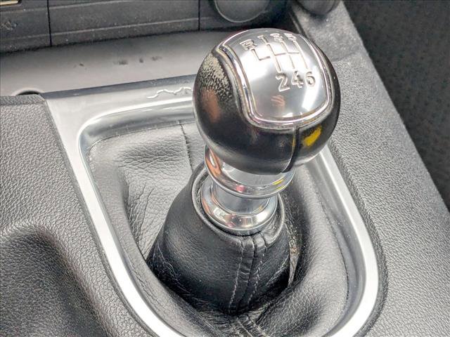 Used 2022 Ford Mustang Coupe image 16