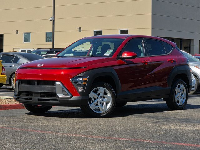 Certified 2024 Hyundai Kona SE image 2