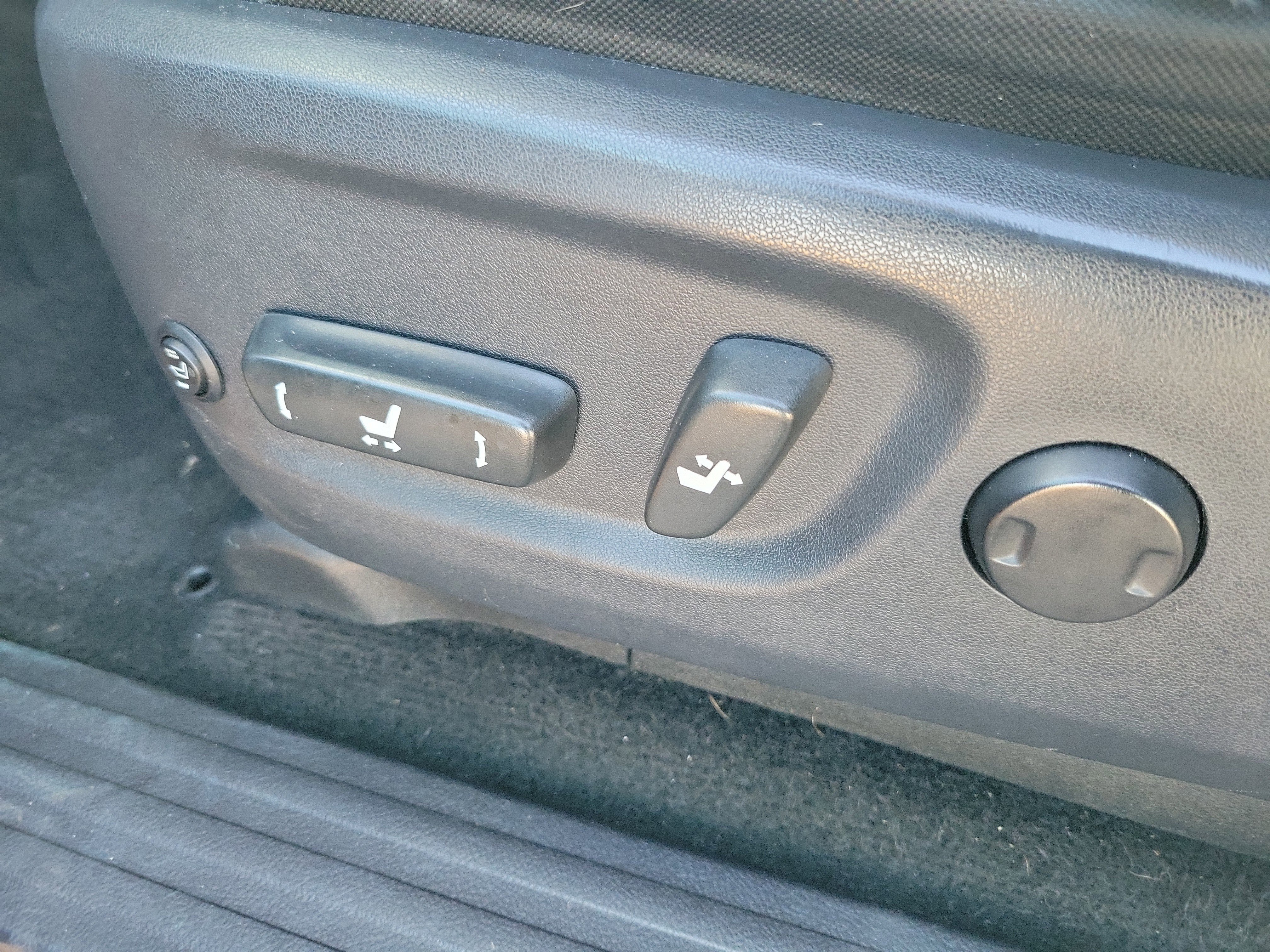 Used 2011 Toyota 4Runner SR5 image 19