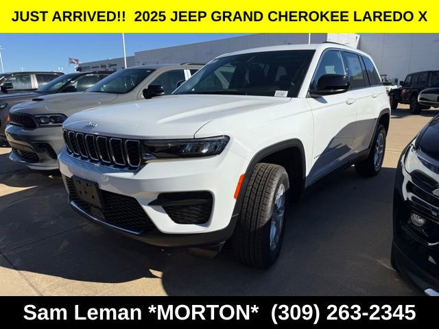 New 2025 Jeep Grand Cherokee Laredo X image 3