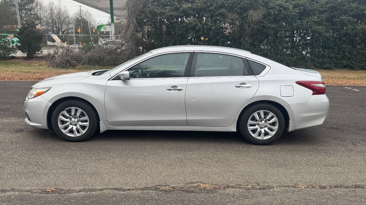 Used 2018 Nissan Altima 2.5 S w/ S Convenience Package FWD image 5