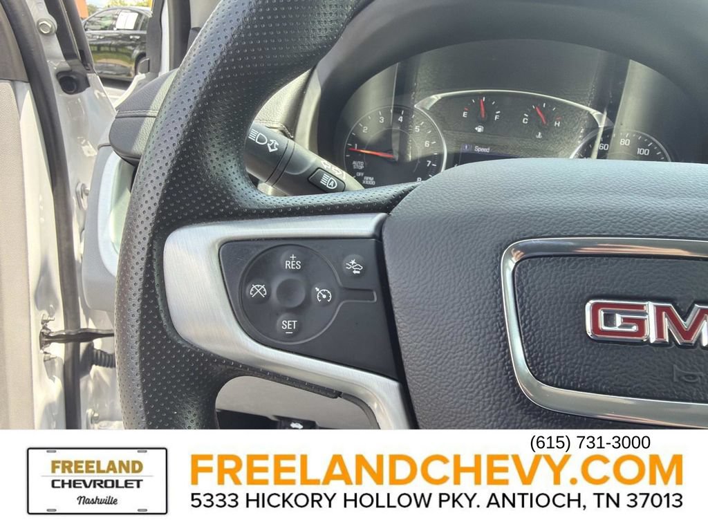 Used 2024 GMC Terrain SLE AWD/4WD image 27