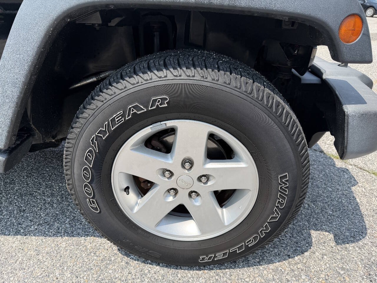 Used 2016 Jeep Wrangler Unlimited Sport w/ Quick Order Package 23S AWD/4WD image 25