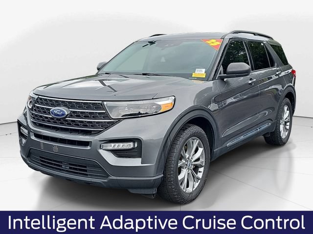 Certified 2023 Ford Explorer XLT w/ Equipment Group 202A RWD image 9