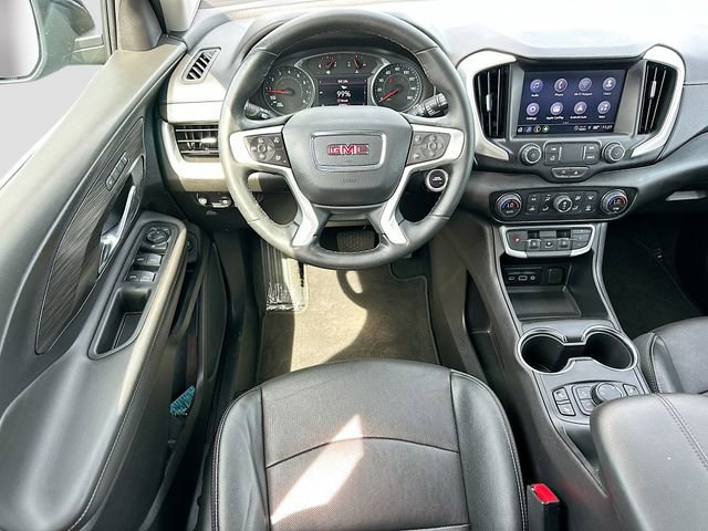 Used 2024 GMC Terrain SLT image 21