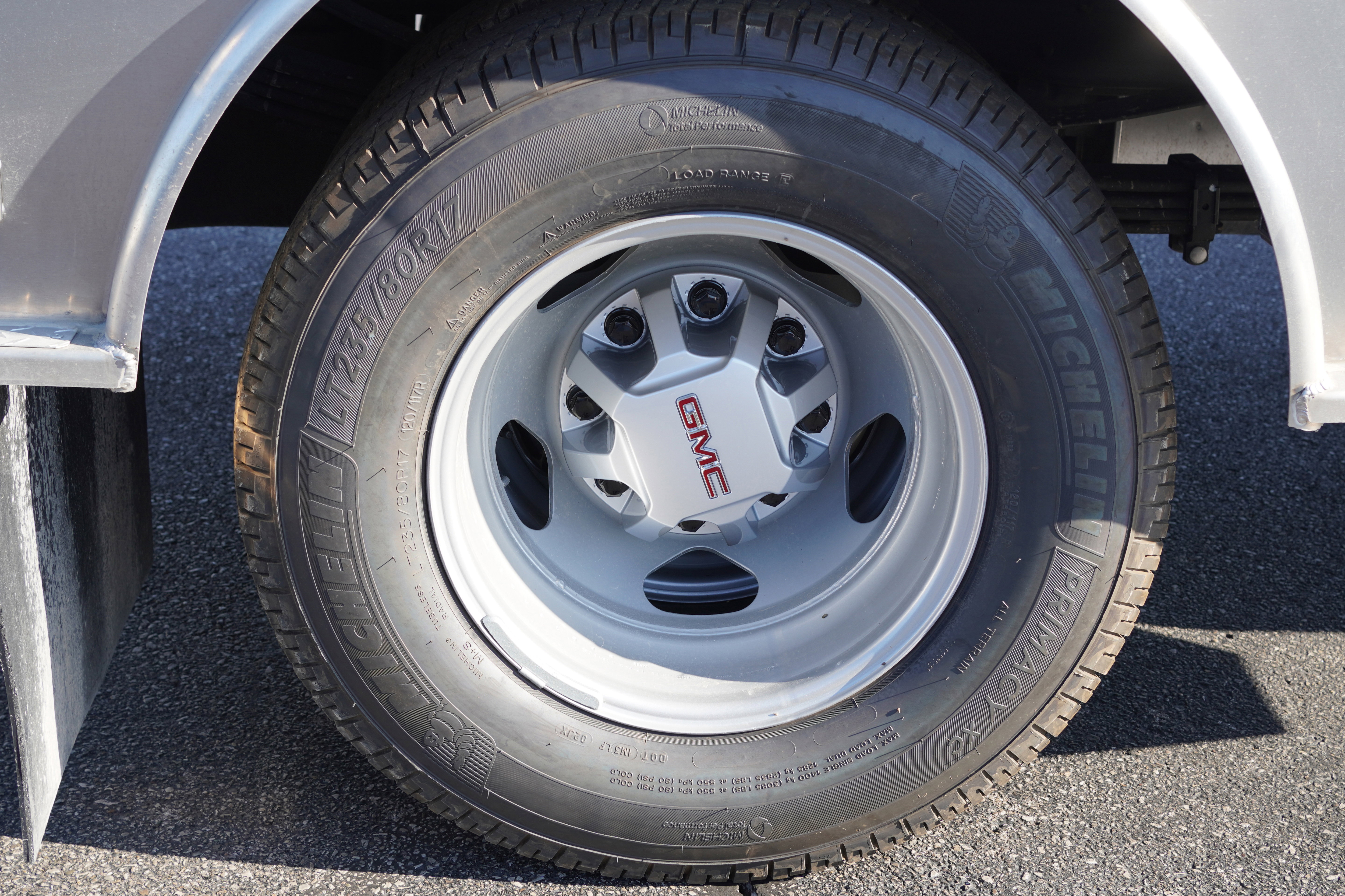 New 2025 GMC Sierra 3500 Pro w/ Convenience Package image 37