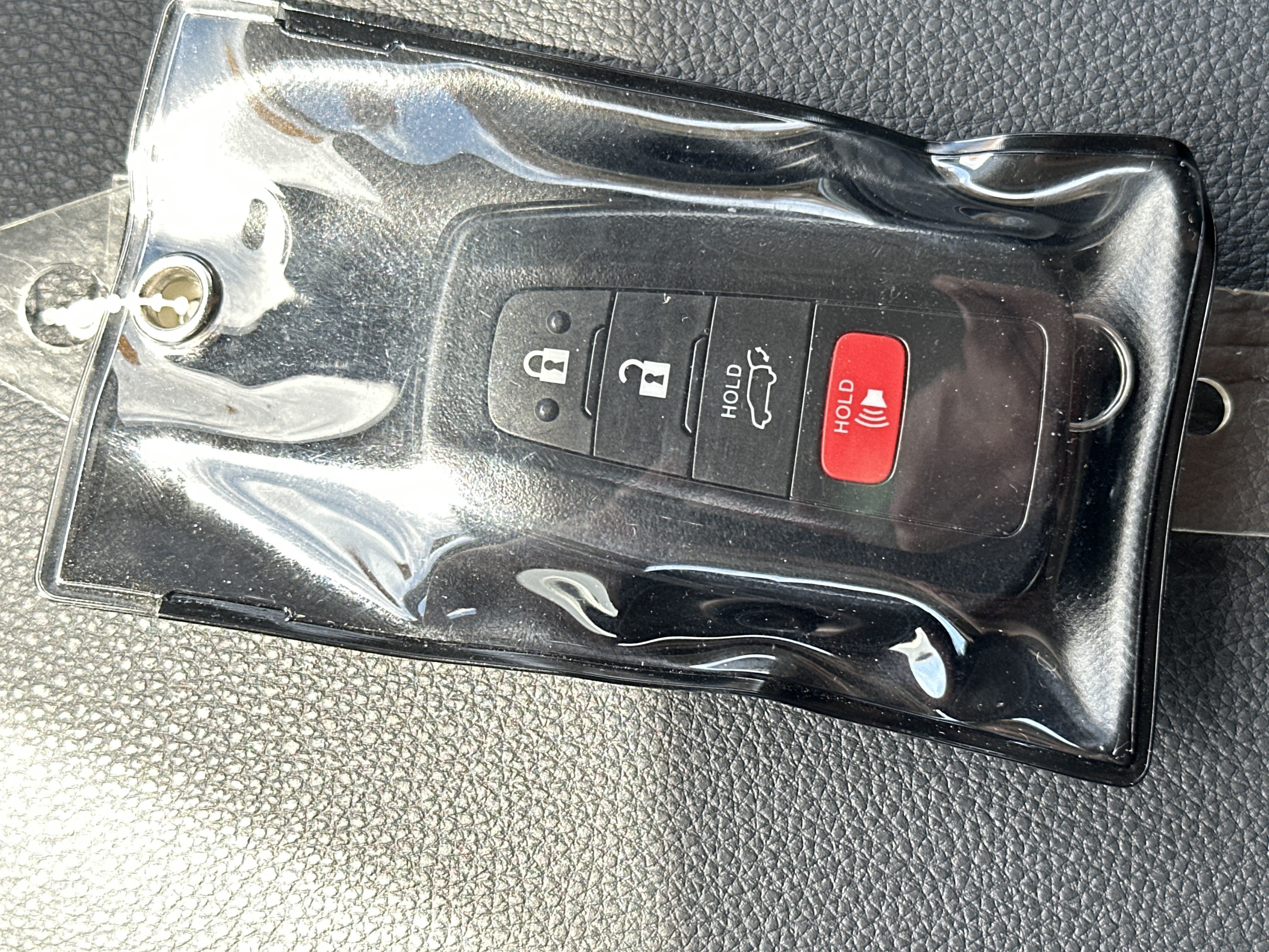 Used 2025 Toyota RAV4 XLE Premium w/ Weather Package AWD/4WD image 35