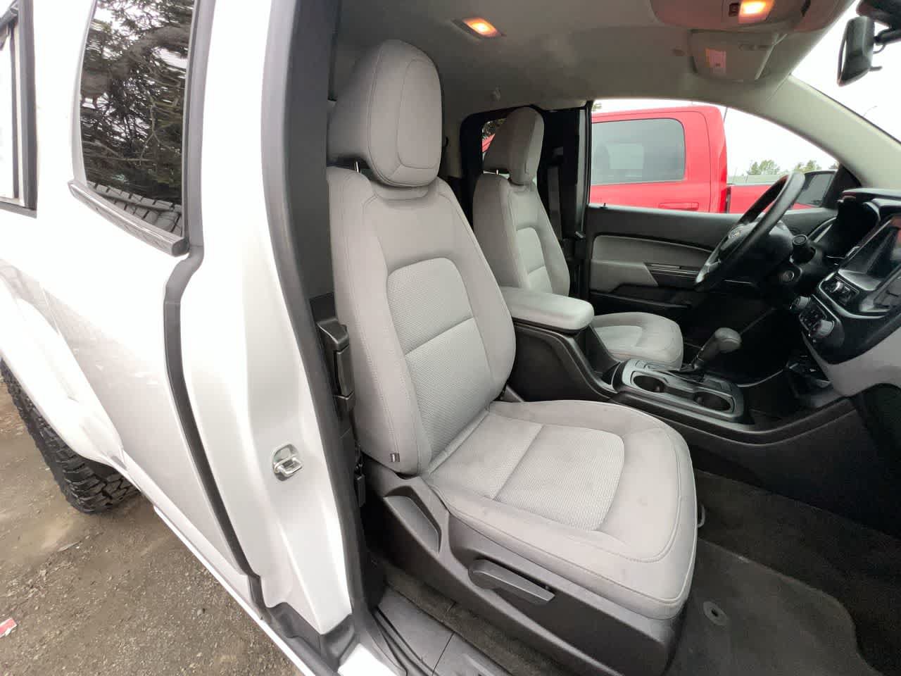 Used 2017 Chevrolet Colorado W/T w/ WT Convenience Package AWD/4WD image 28