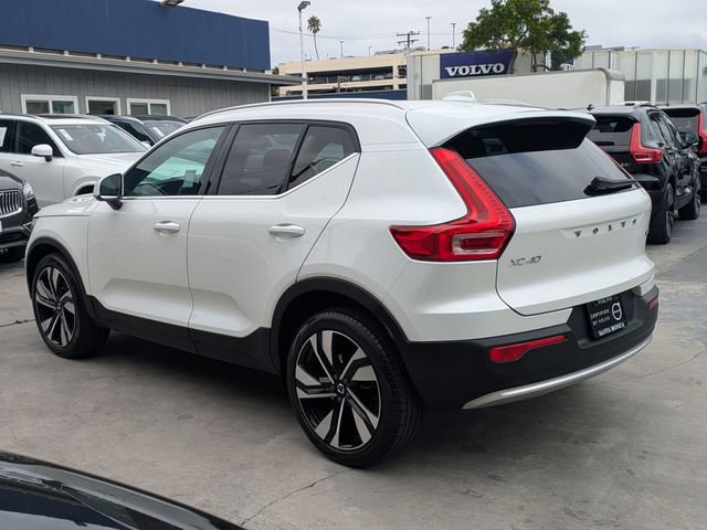 Certified 2023 Volvo XC40 B5 Ultimate AWD/4WD image 6
