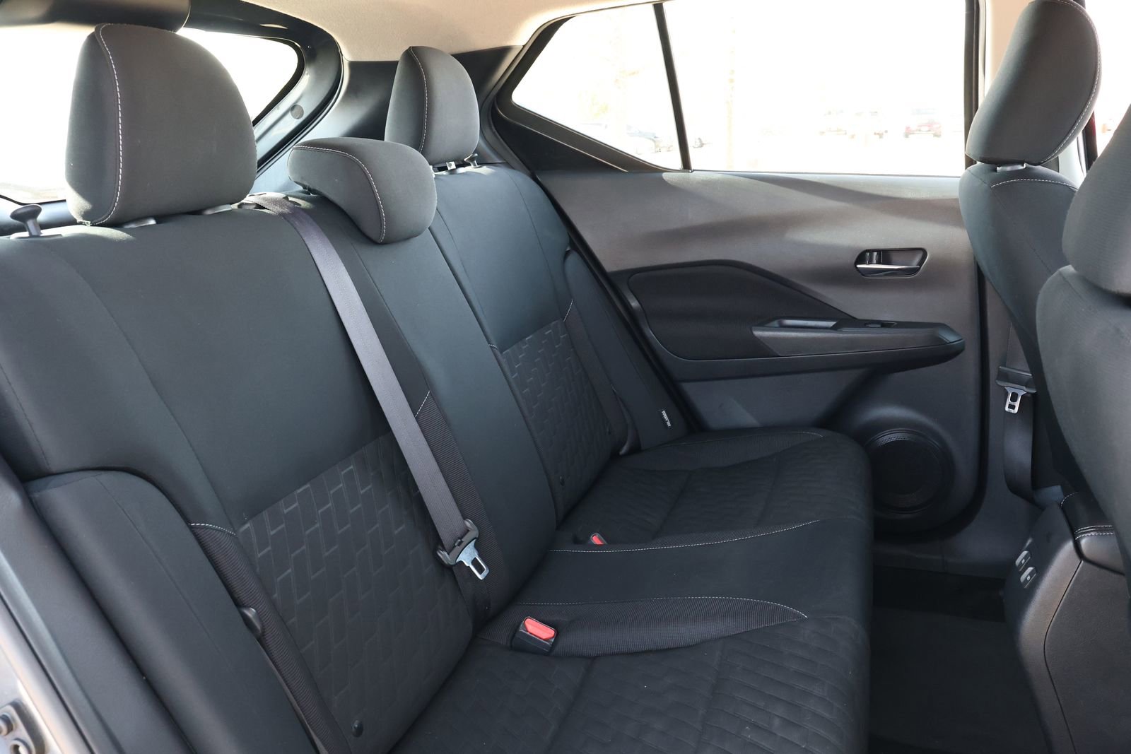 Used 2022 Nissan Kicks SV image 29