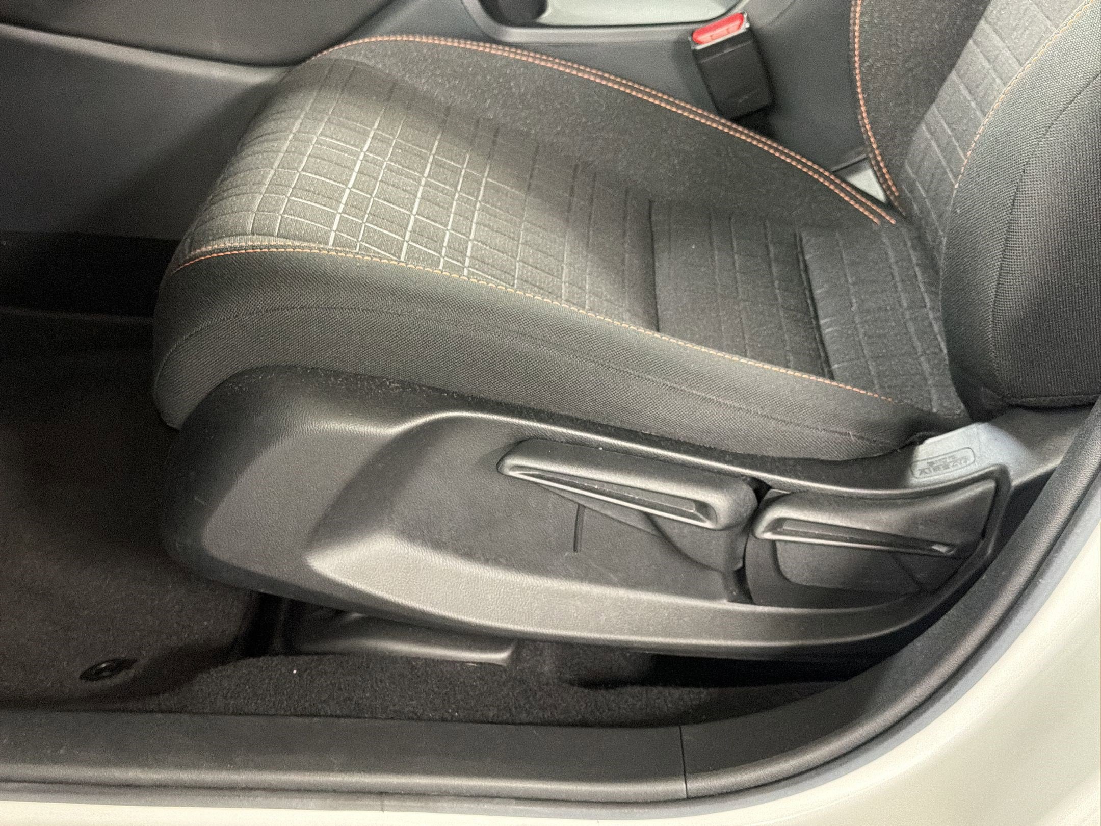 Certified 2024 Honda HR-V Sport image 14