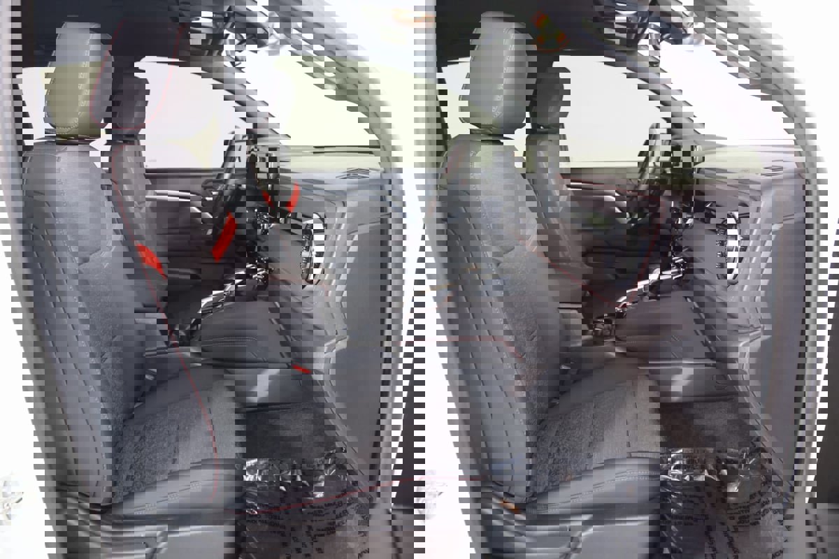 Used 2023 Chevrolet Colorado Z71 image 11